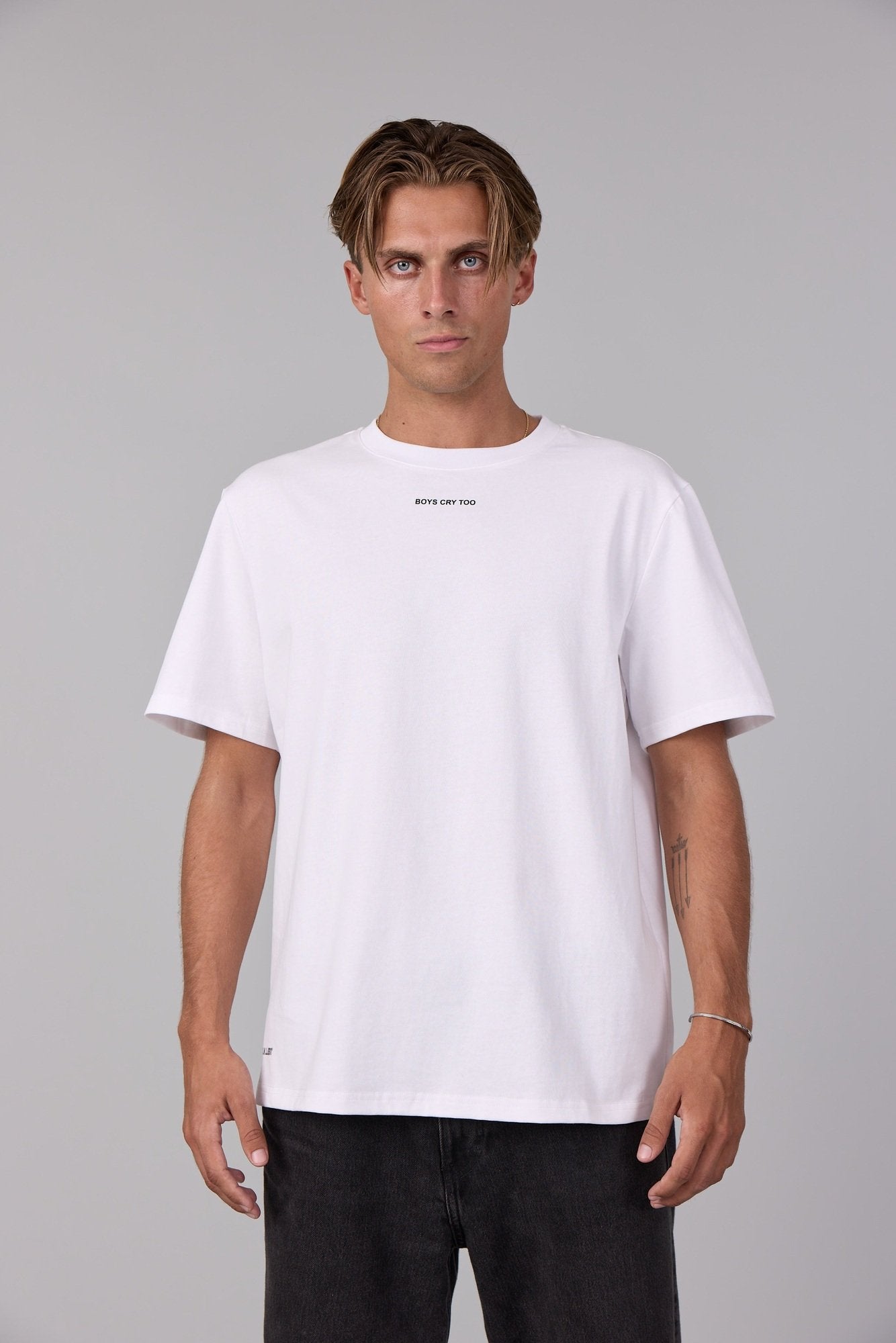 11REFLECT ICON BOX TEE #5 hover